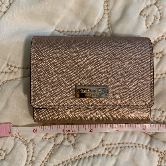Kate Spade Card Wallet - Picture 2 of 6